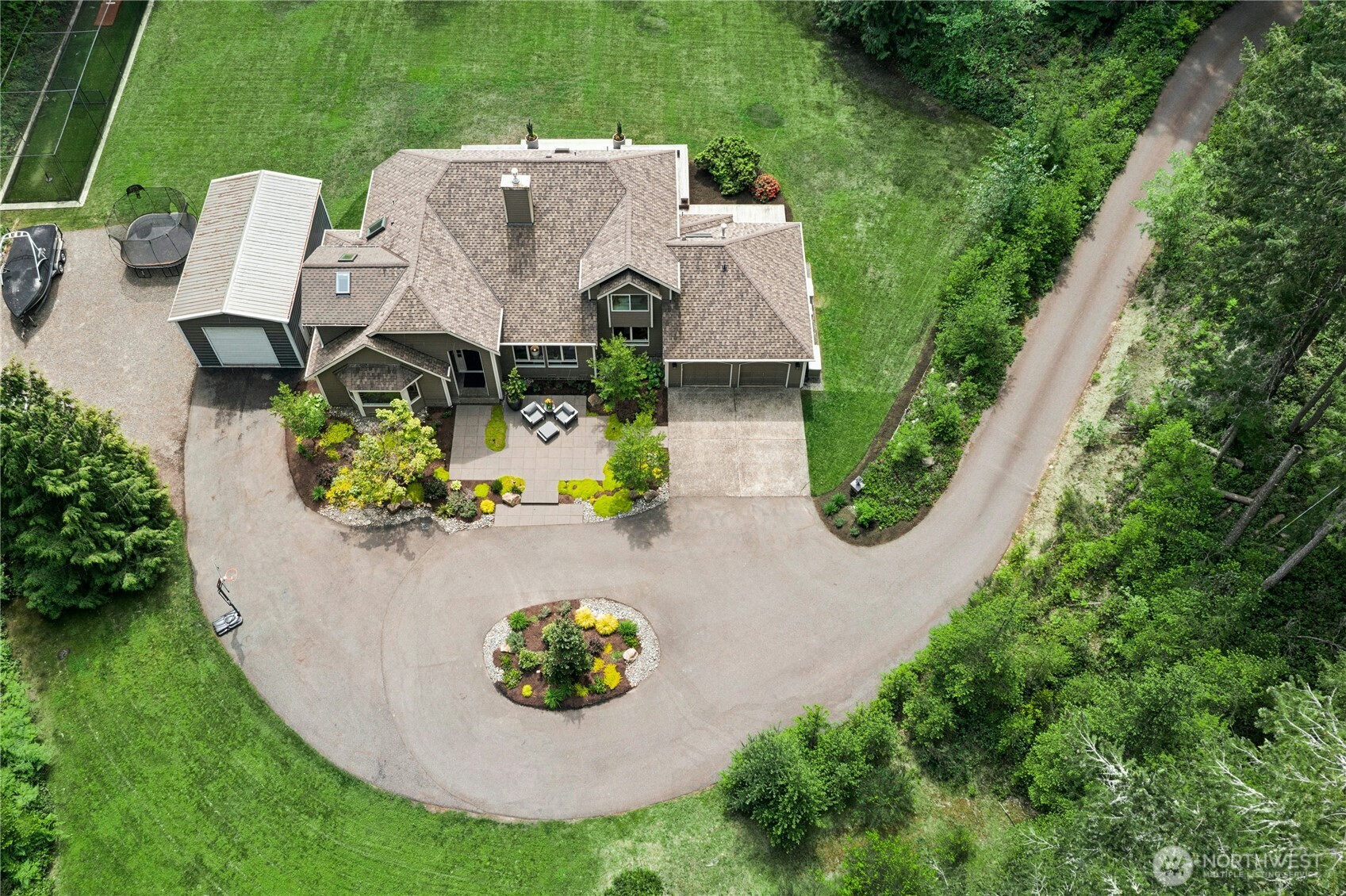 8804 221st Avenue NE, Redmond, WA 98053