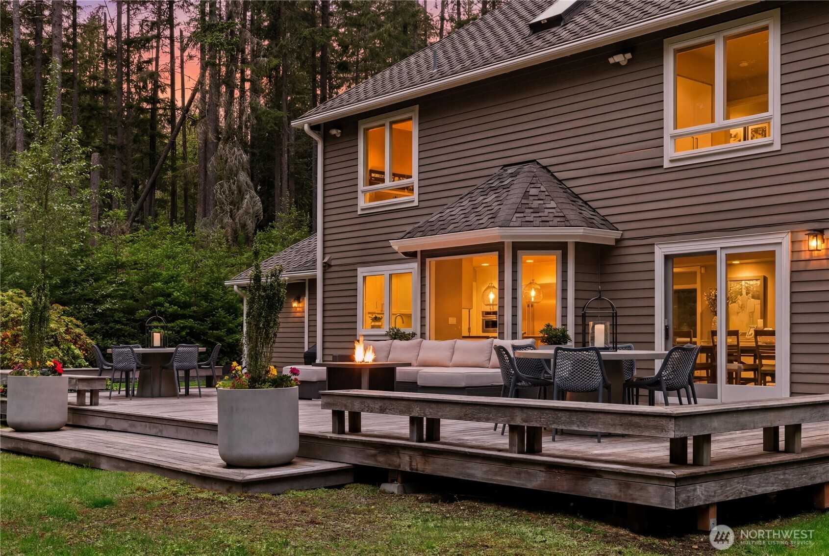 8804 221st Avenue NE, Redmond, WA 98053