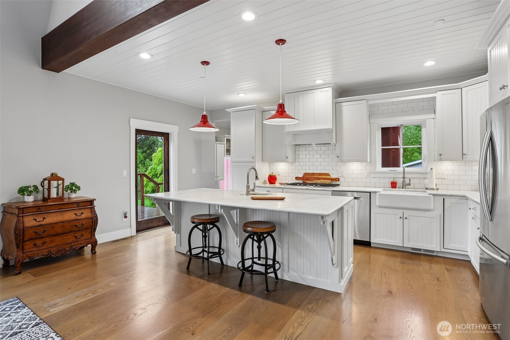 24827 NE 80th Street , Redmond, WA 98053