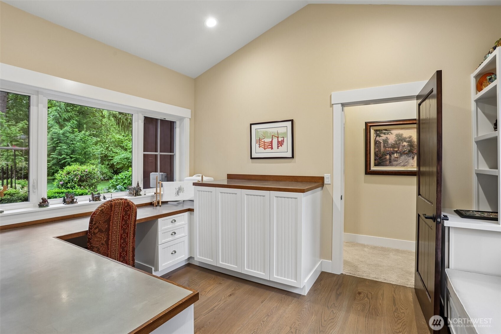 24827 NE 80th Street , Redmond, WA 98053