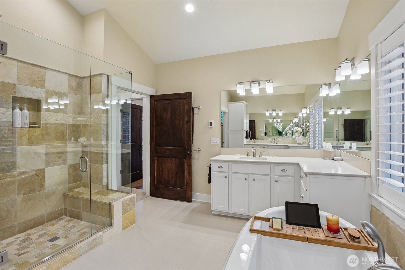 24827 NE 80th Street , Redmond, WA 98053