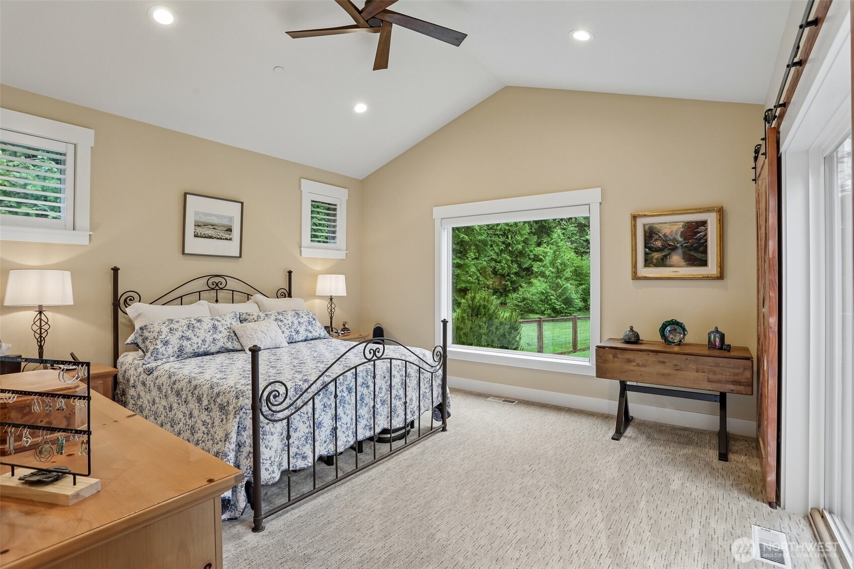 24827 NE 80th Street , Redmond, WA 98053