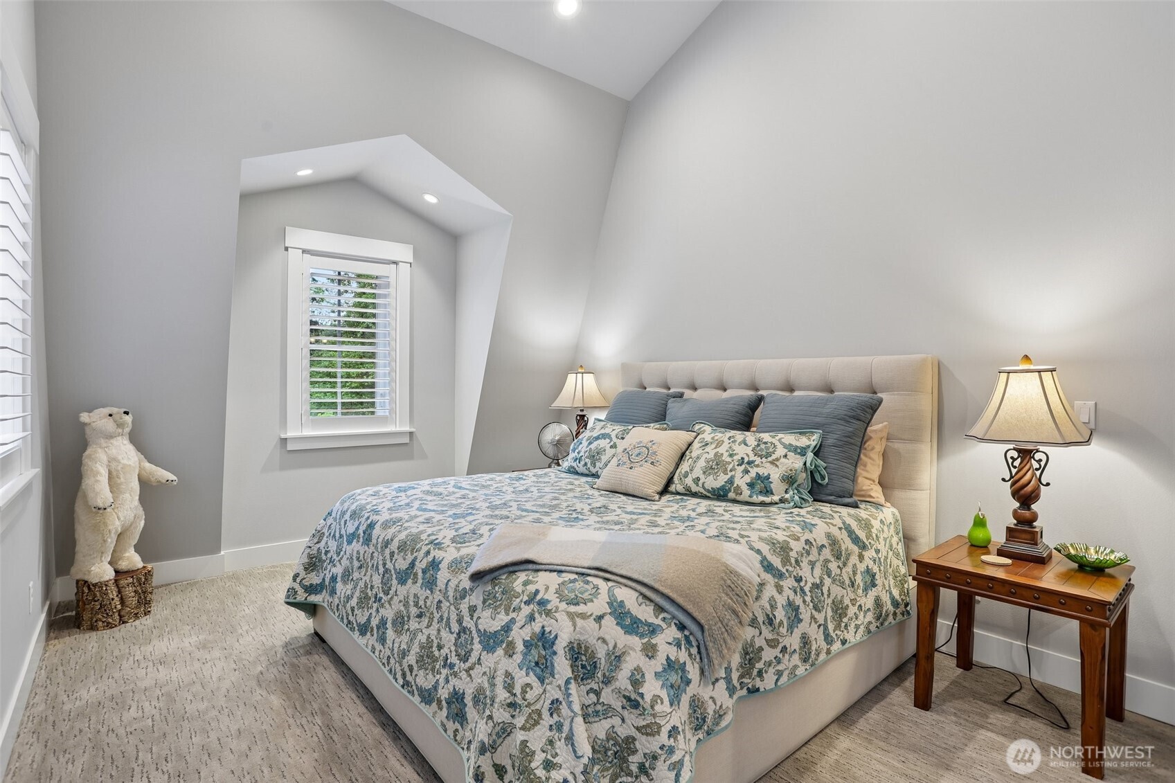 24827 NE 80th Street , Redmond, WA 98053