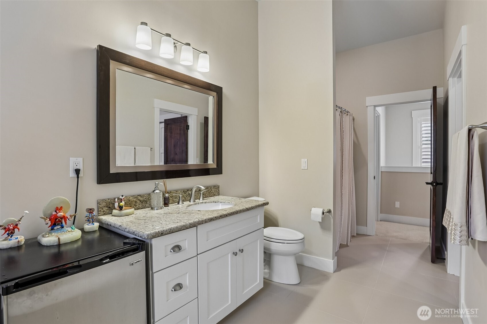 24827 NE 80th Street , Redmond, WA 98053