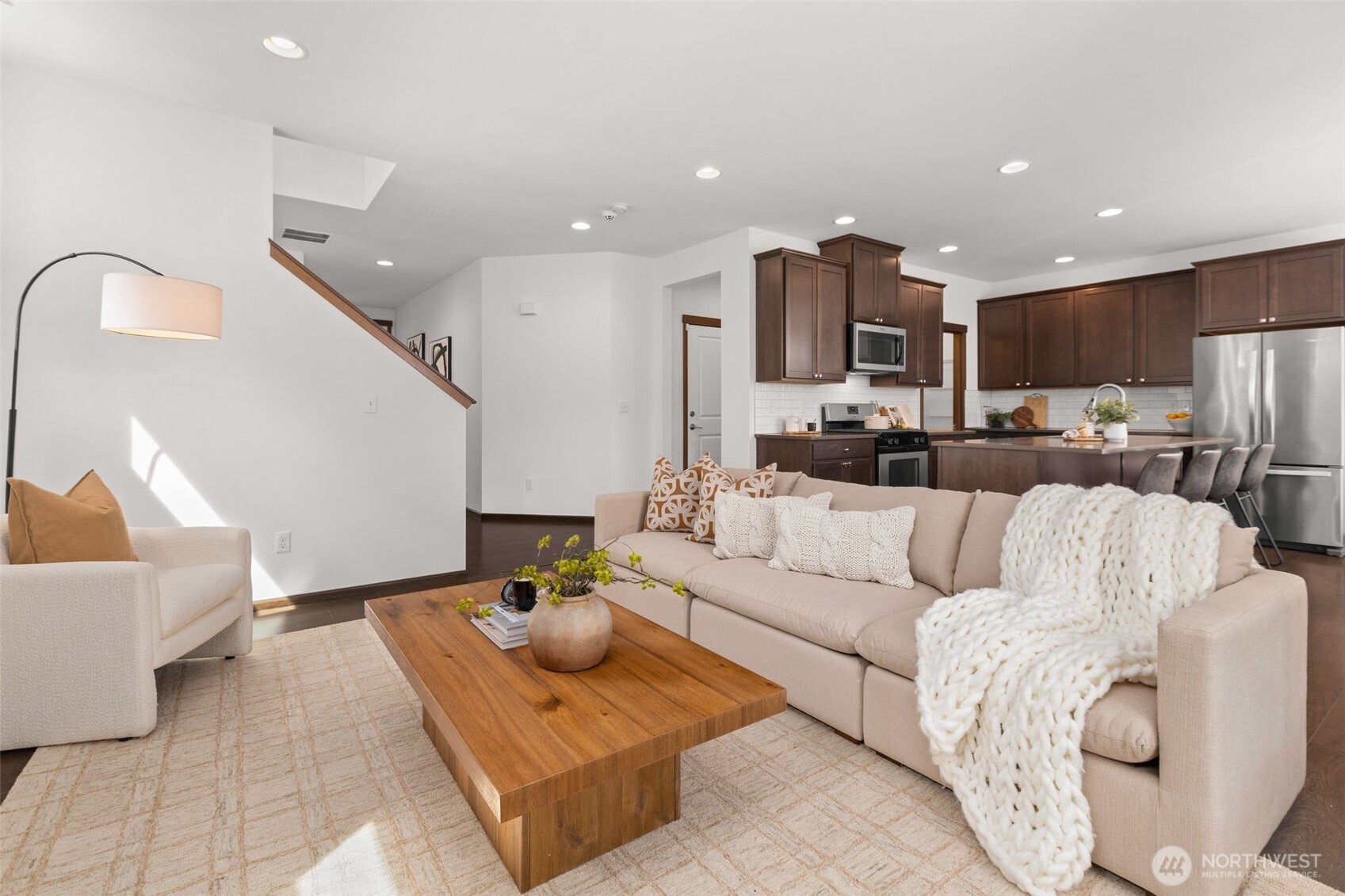 2729 S 124th Lane , Burien, WA 98168