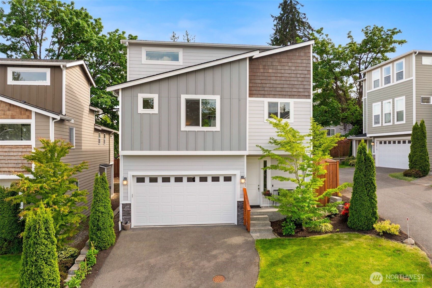 2729 S 124th Lane , Burien, WA 98168