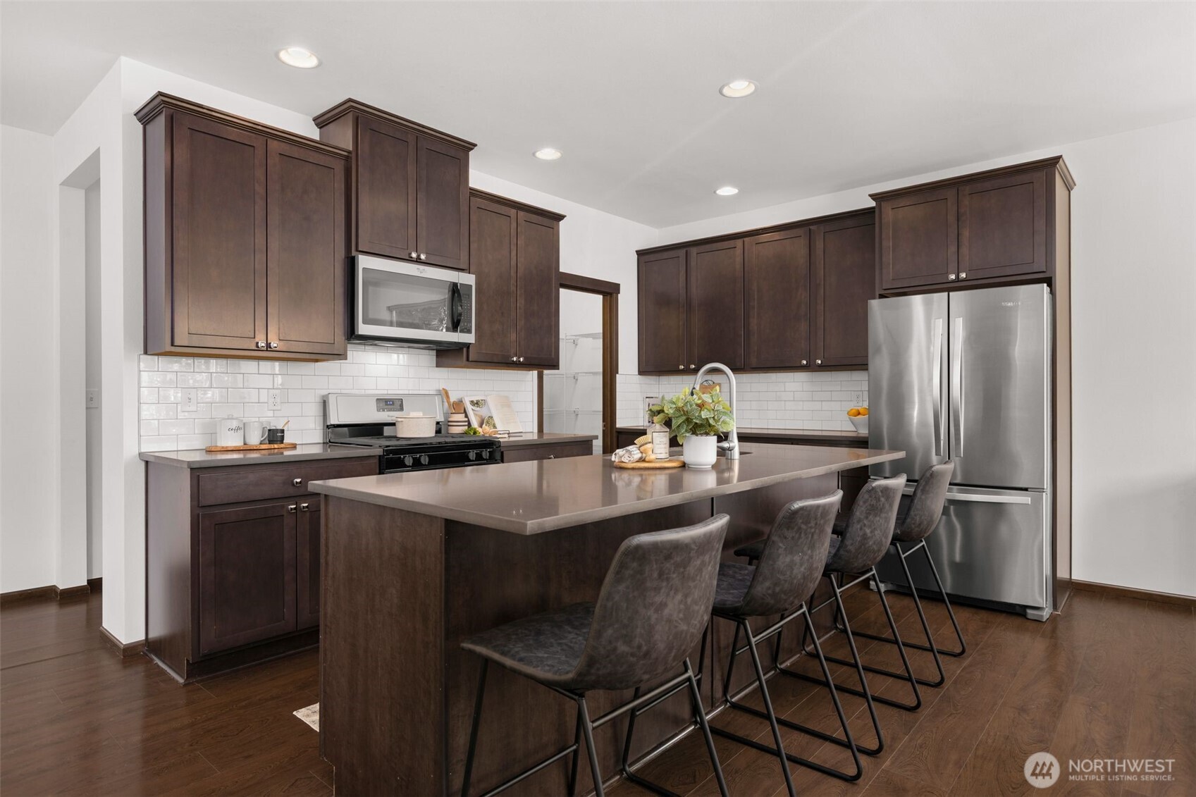 2729 S 124th Lane , Burien, WA 98168