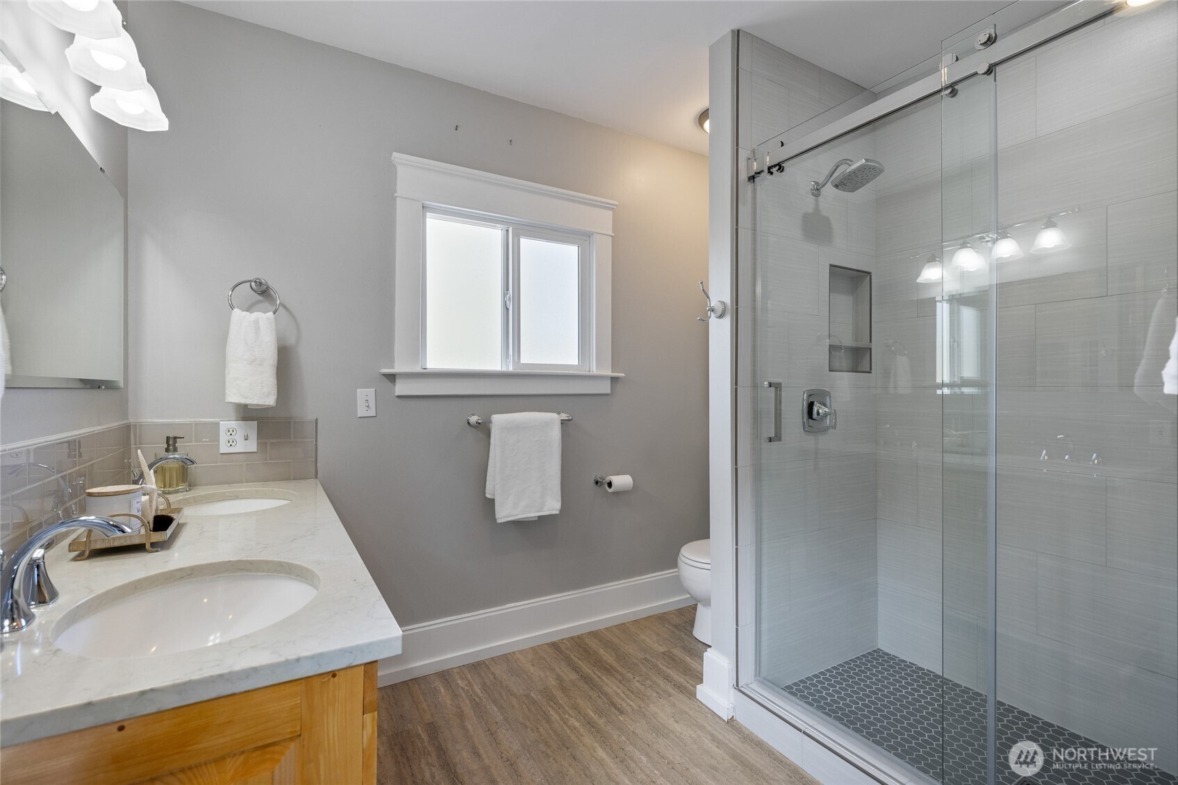 1908 N Anderson Street , Tacoma, WA 98406