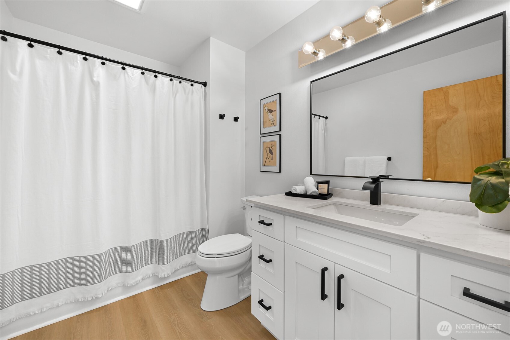 2488 Autumnwood Court , Bellingham, WA 98229