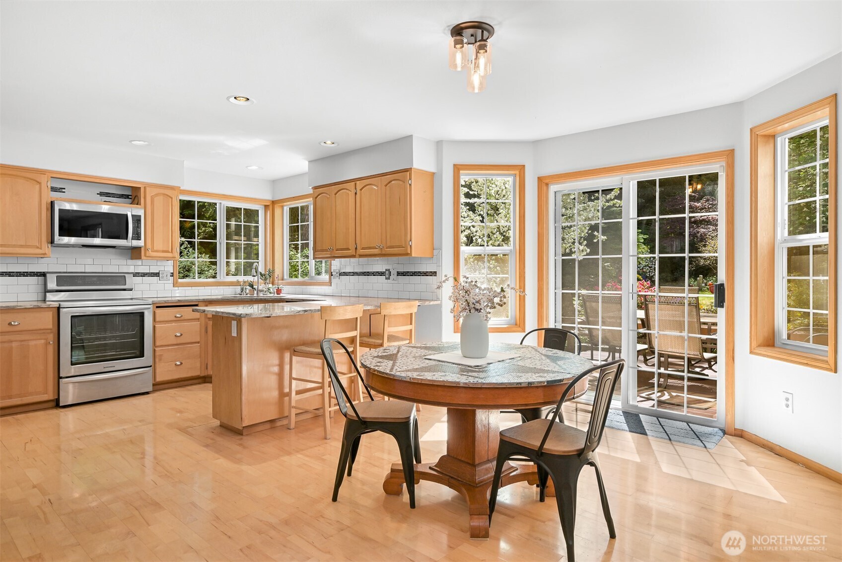 2488 Autumnwood Court , Bellingham, WA 98229