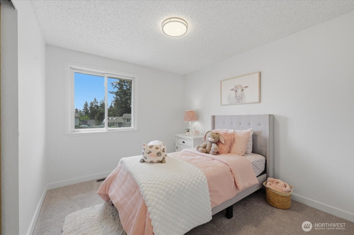 12214 NE 138th Place , Kirkland, WA 98034