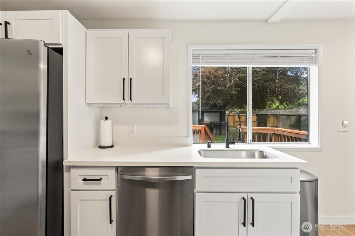 6134 S D Street , Tacoma, WA 98408