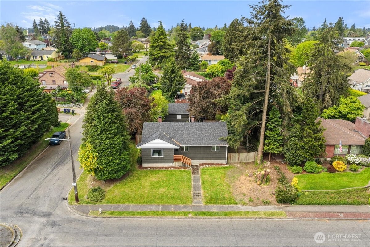 6134 S D Street , Tacoma, WA 98408
