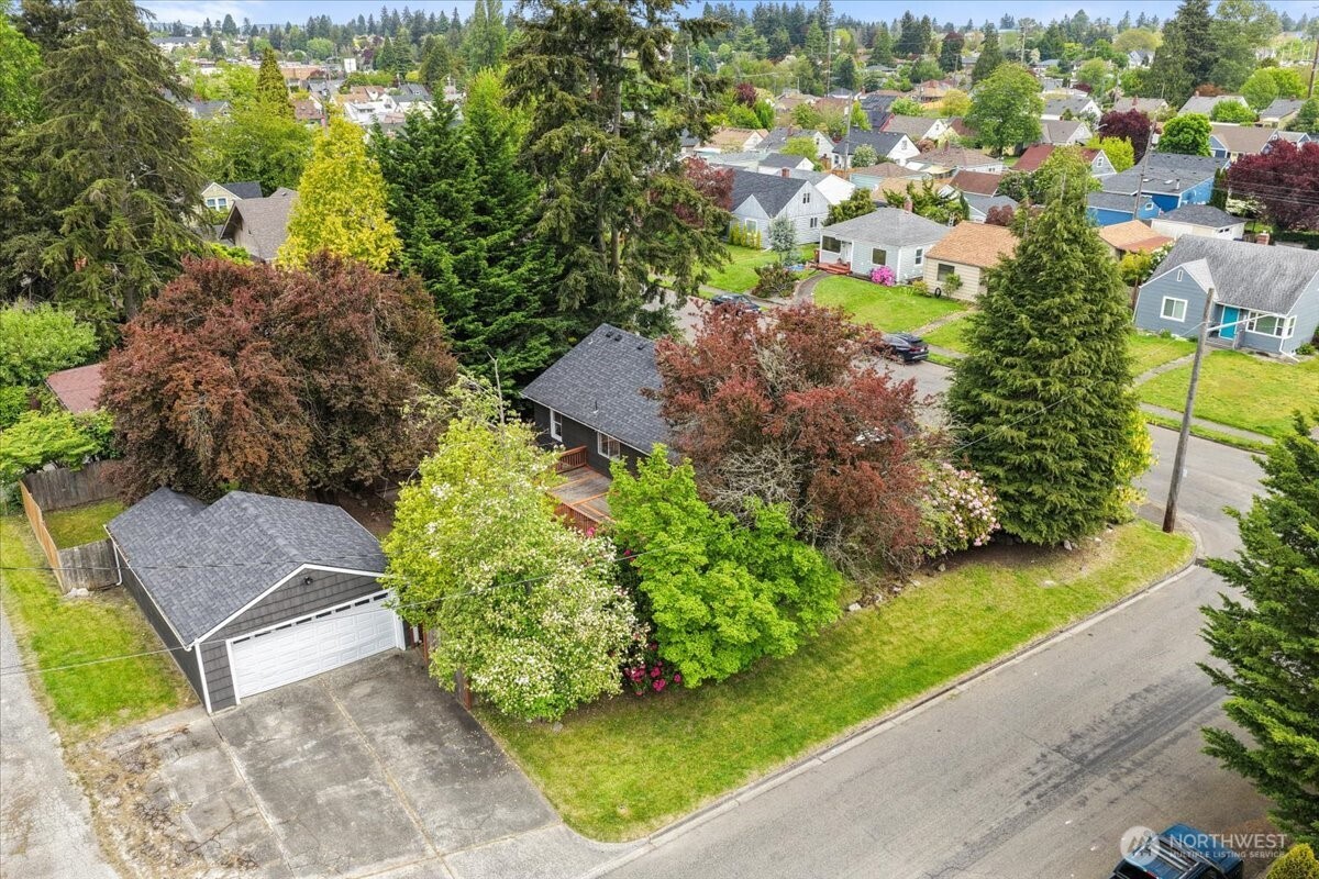 6134 S D Street , Tacoma, WA 98408