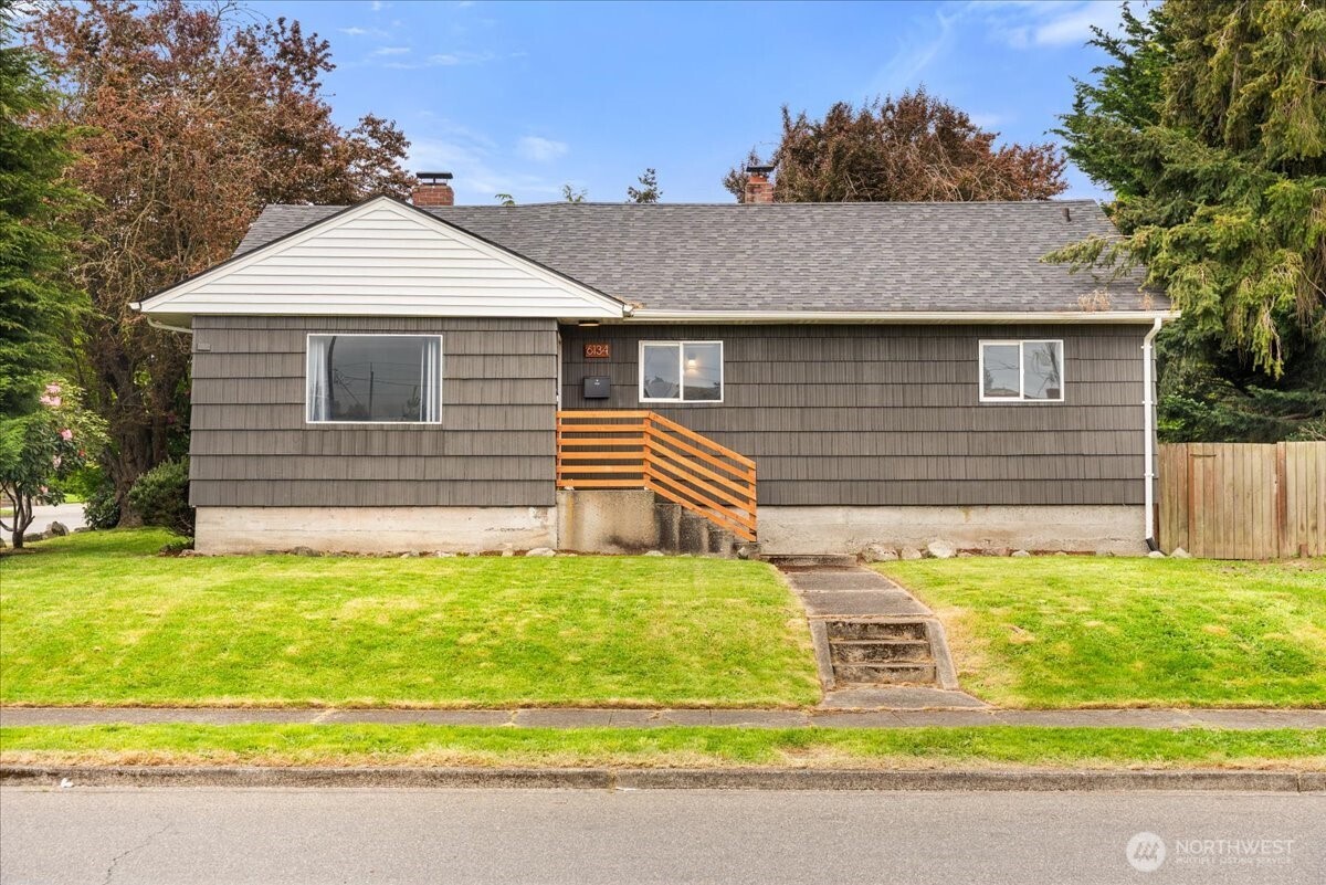 6134 S D Street , Tacoma, WA 98408