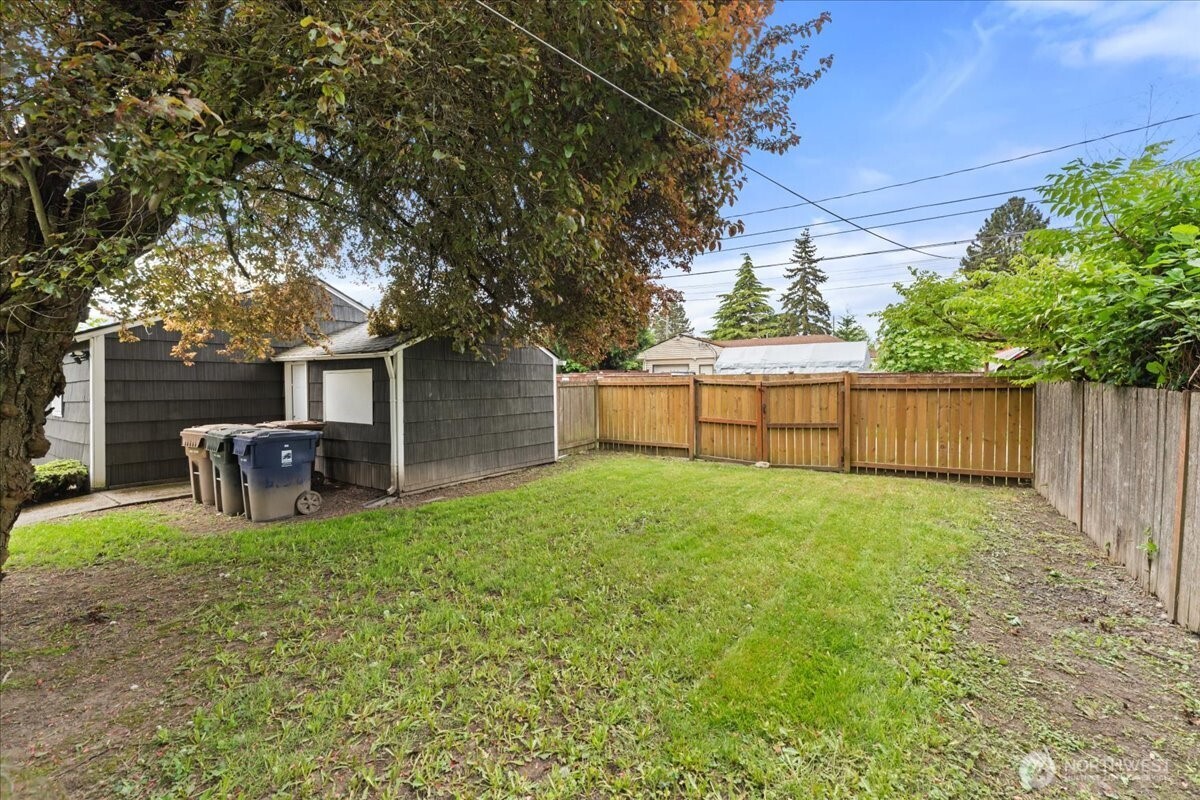 6134 S D Street , Tacoma, WA 98408
