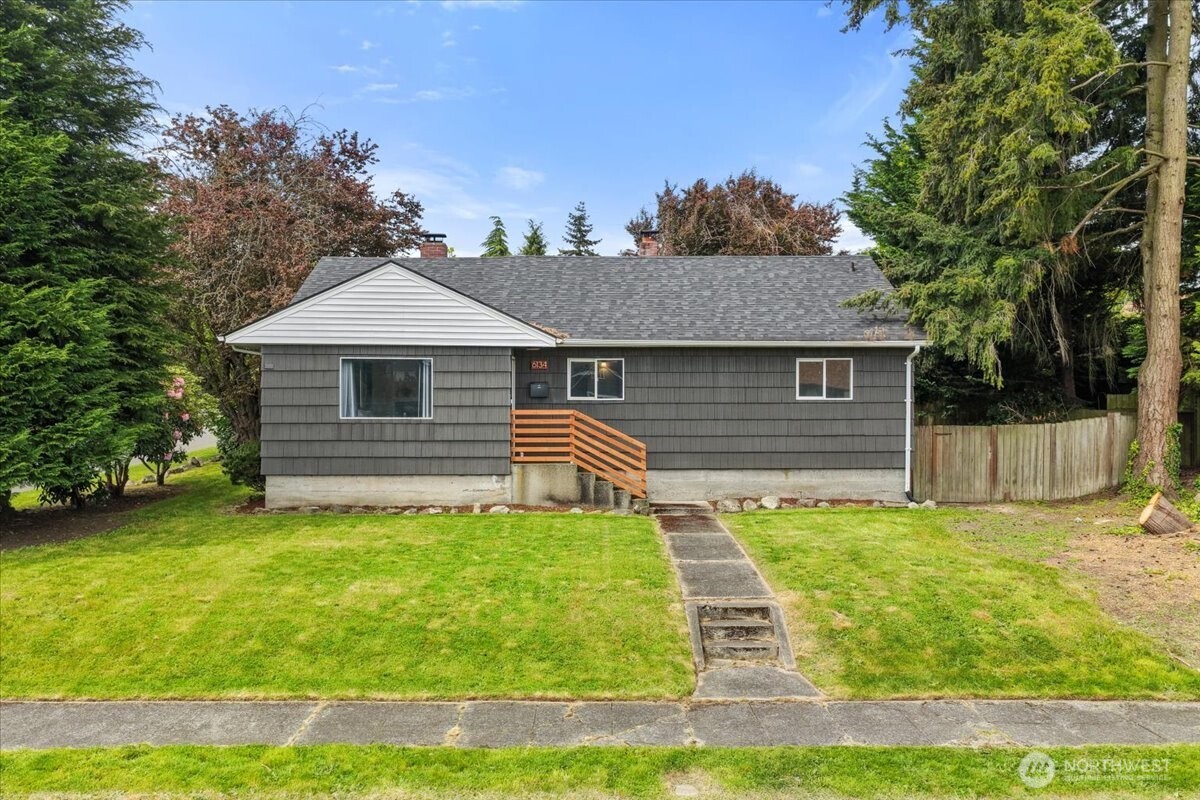 6134 S D Street , Tacoma, WA 98408