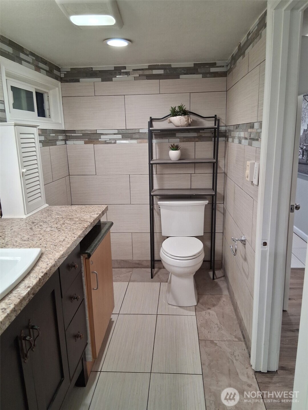 8242 S 128th Street , Seattle, WA 98178