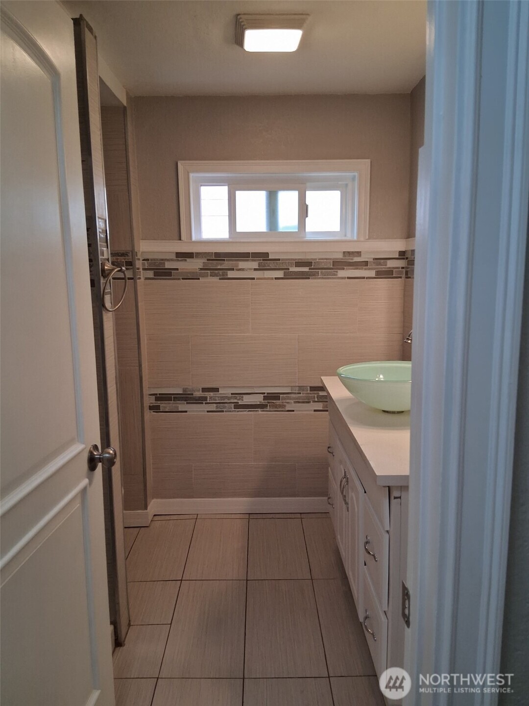 8242 S 128th Street , Seattle, WA 98178