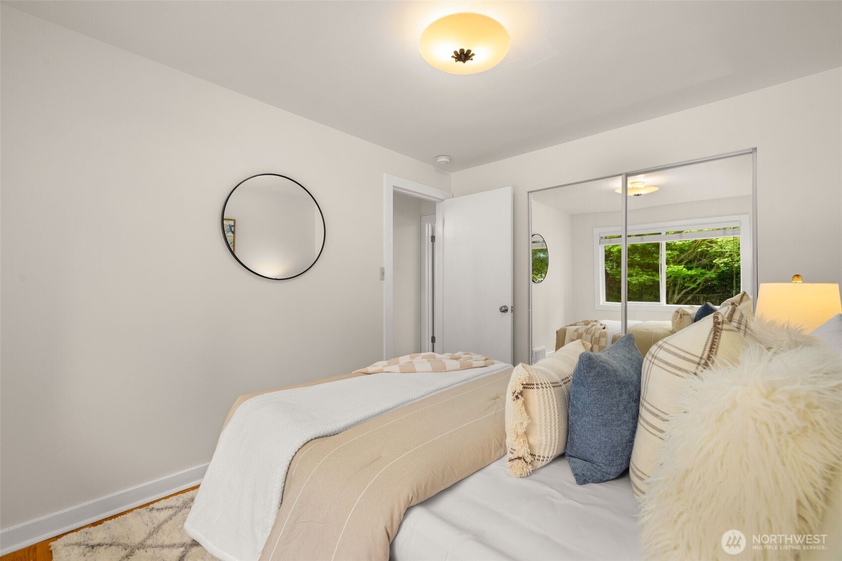1315 102nd Avenue NE, Bellevue, WA 98004