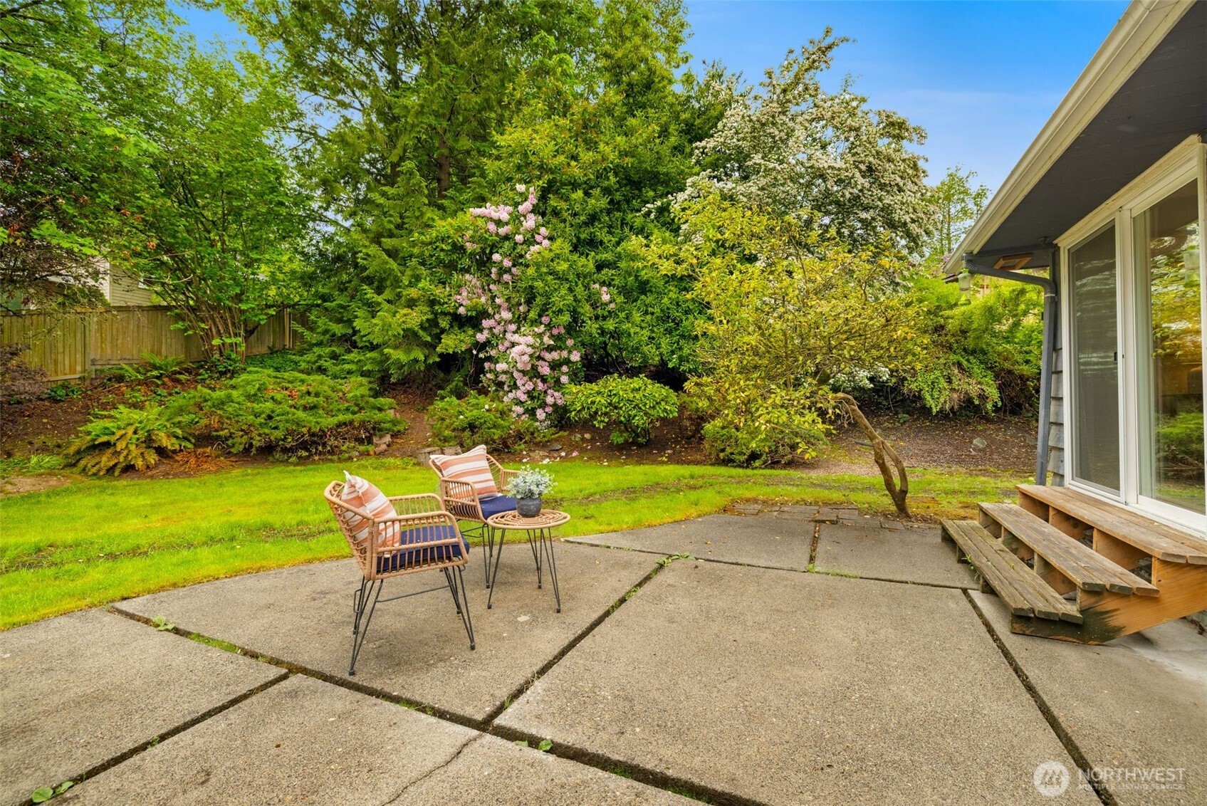 1315 102nd Avenue NE, Bellevue, WA 98004