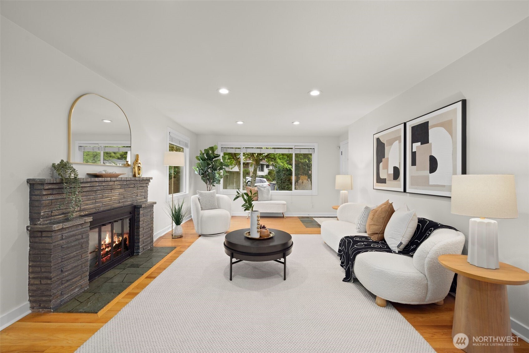 1315 102nd Avenue NE, Bellevue, WA 98004
