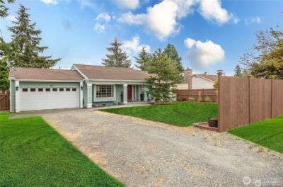 1517 SE Camano Drive , Camano Island, WA 98282