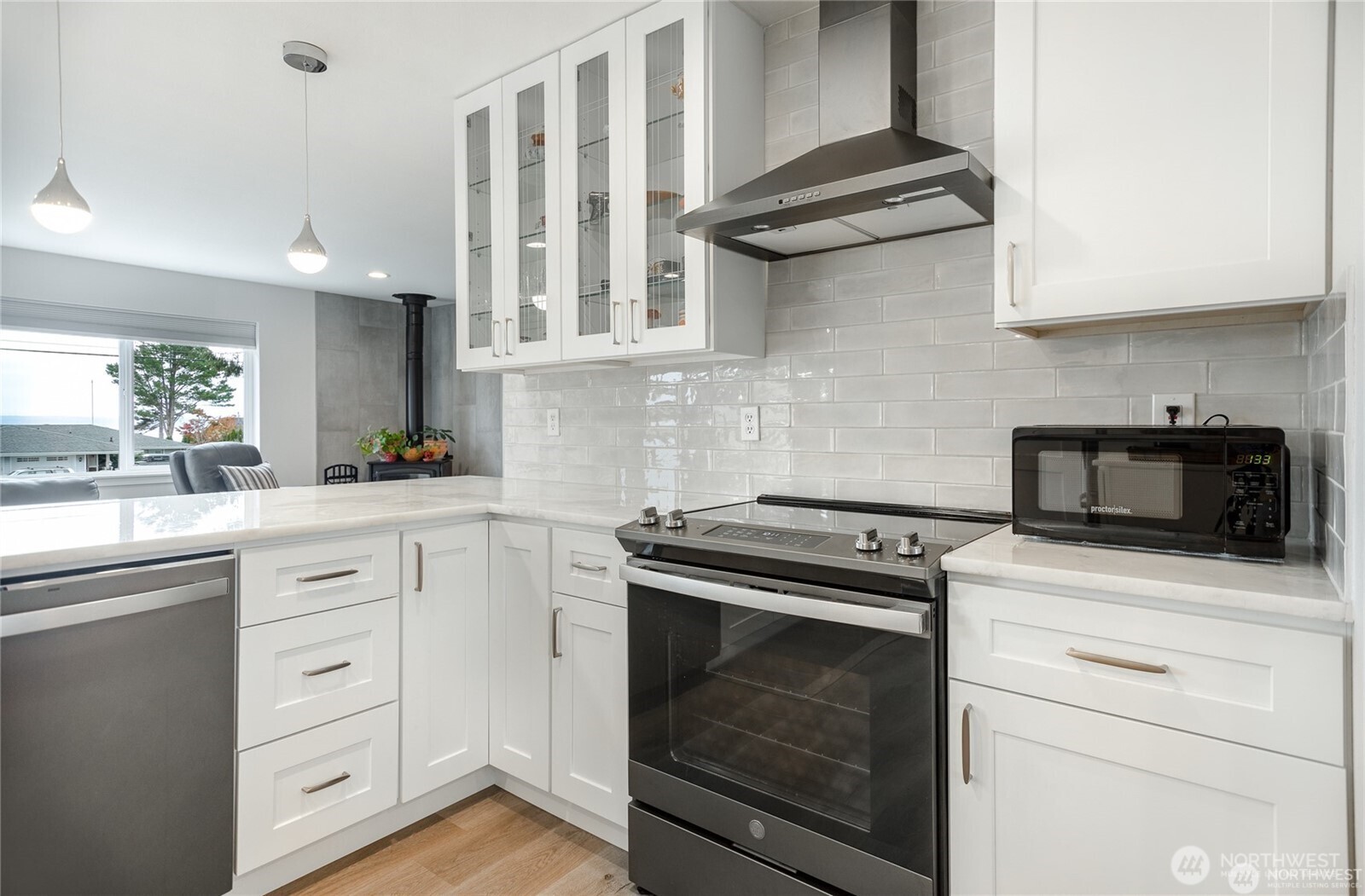 1517 SE Camano Drive , Camano Island, WA 98282