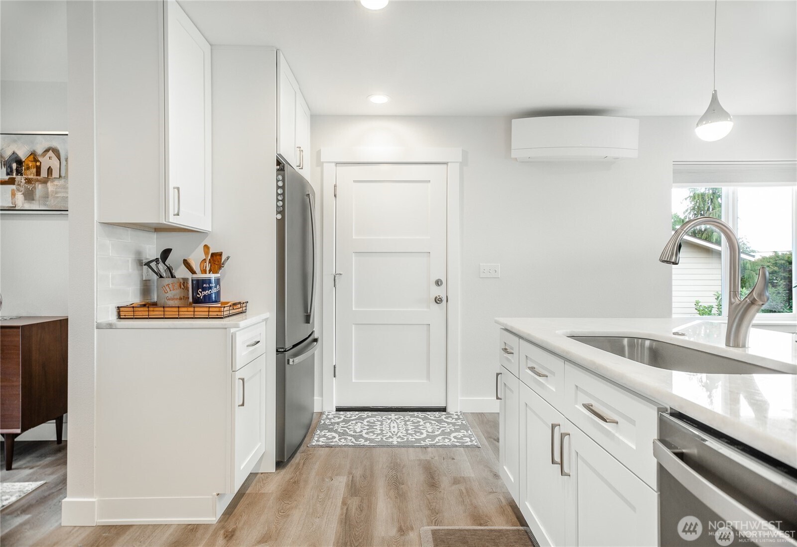 1517 SE Camano Drive , Camano Island, WA 98282