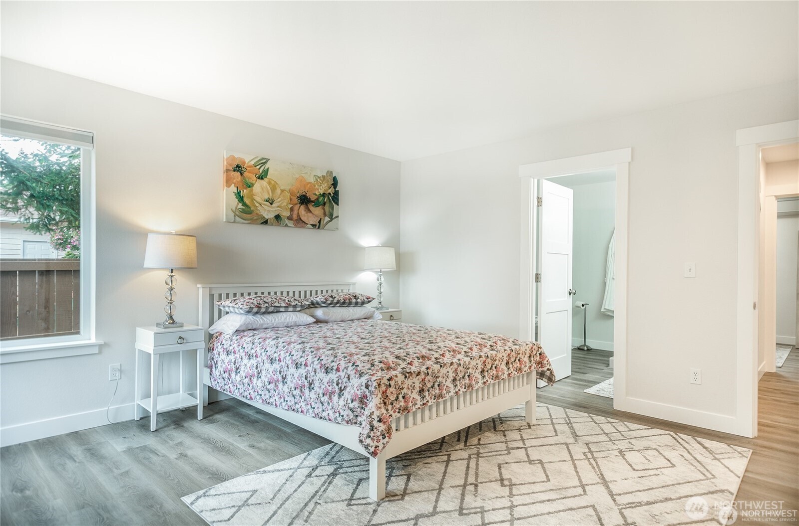 1517 SE Camano Drive , Camano Island, WA 98282