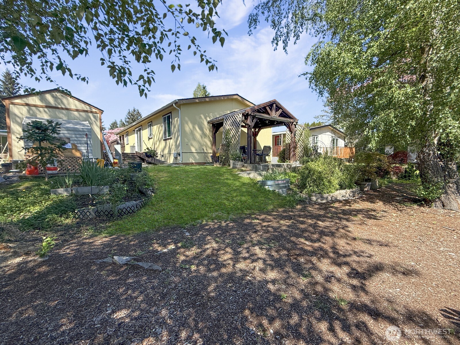 18425 NE 95th Street #34, Redmond, WA 98052
