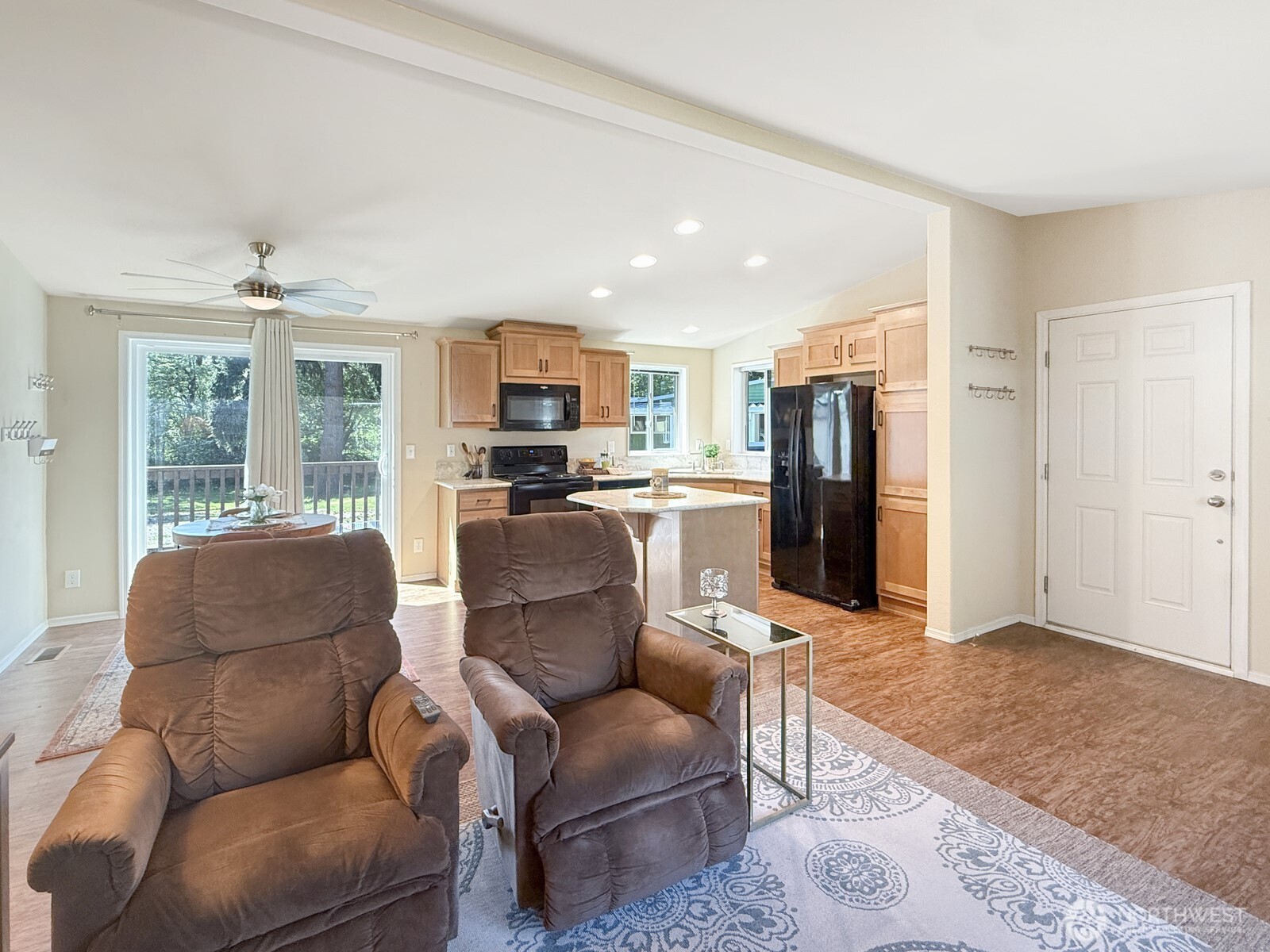 18425 NE 95th Street #34, Redmond, WA 98052