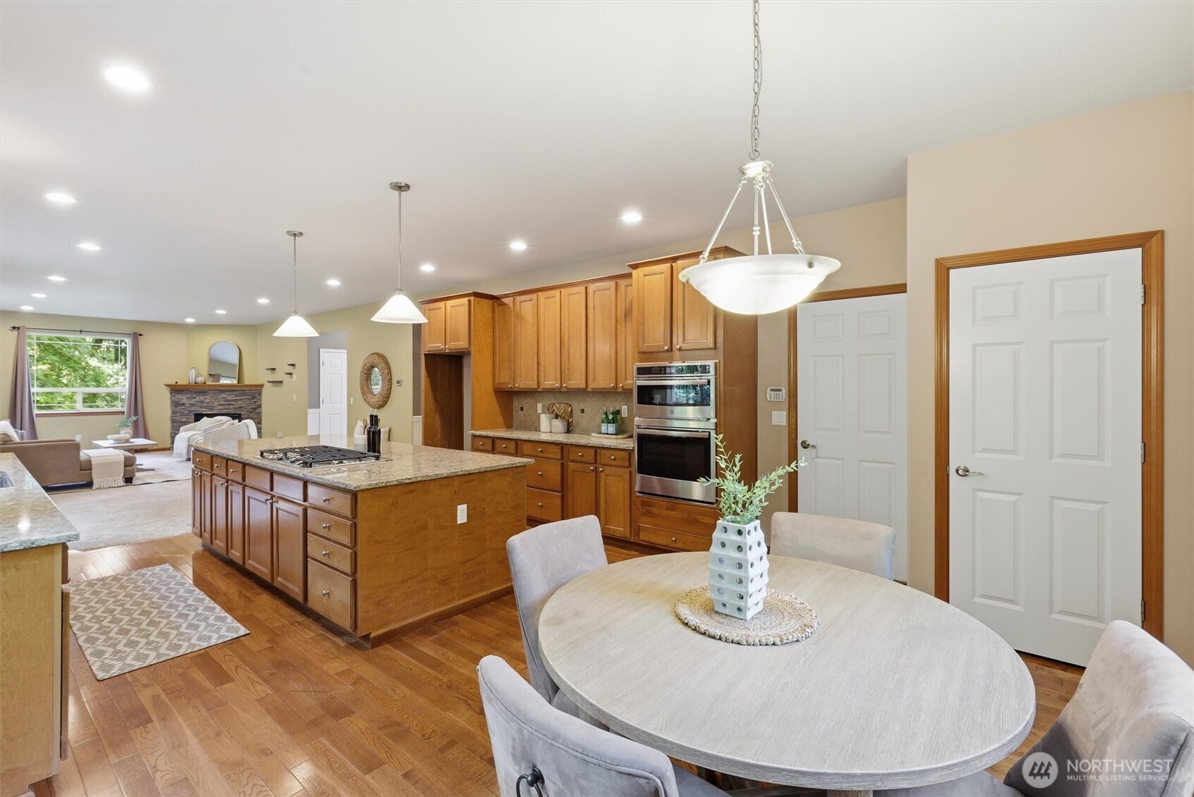 4202 Silvana Terrace Road , Stanwood, WA 98292