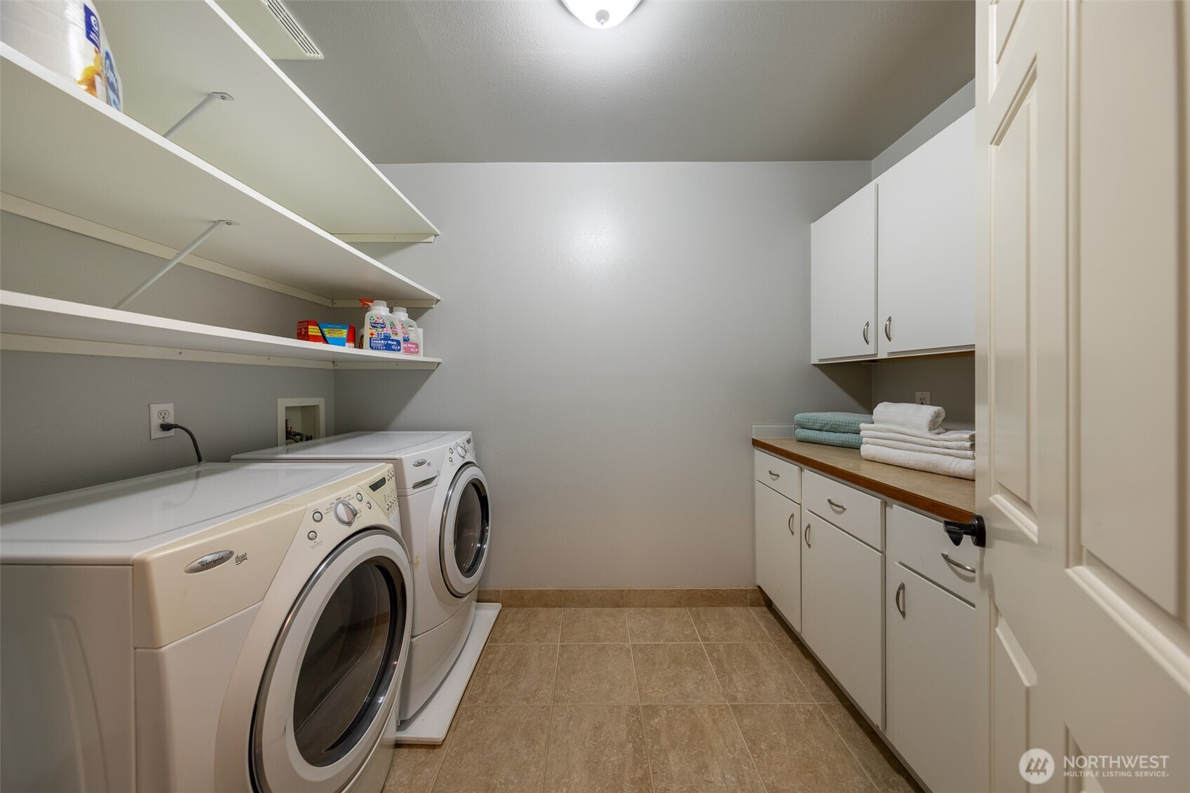 9617 Belmont Drive , Everett, WA 98208