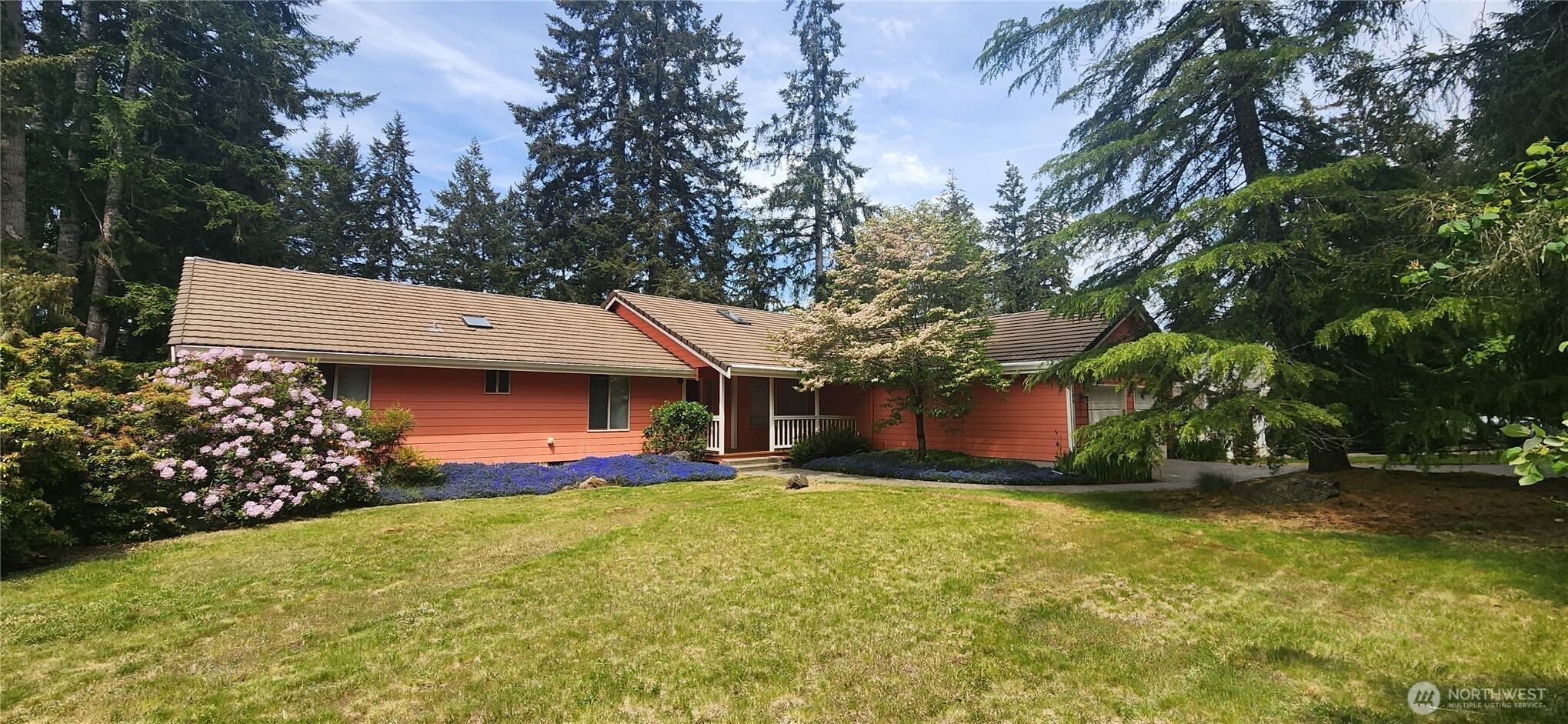 130 E Lakeland Way , Allyn, WA 98524