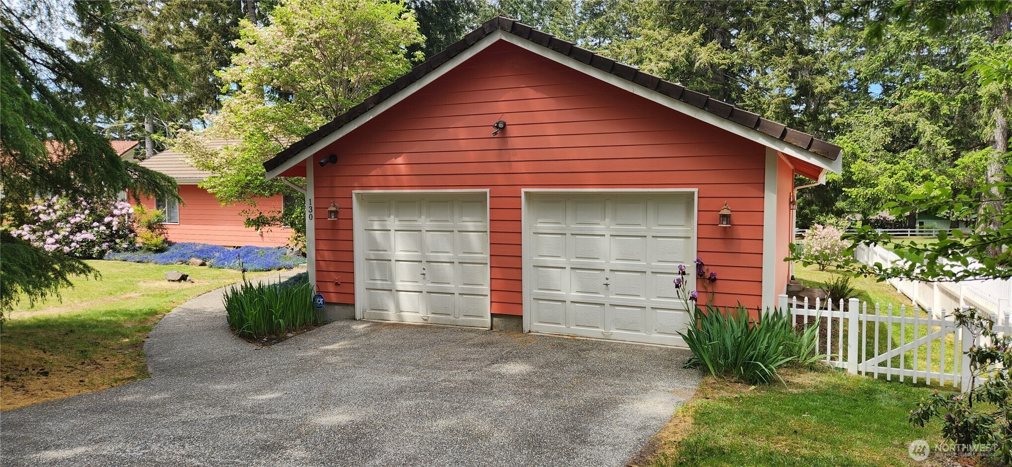 130 E Lakeland Way , Allyn, WA 98524