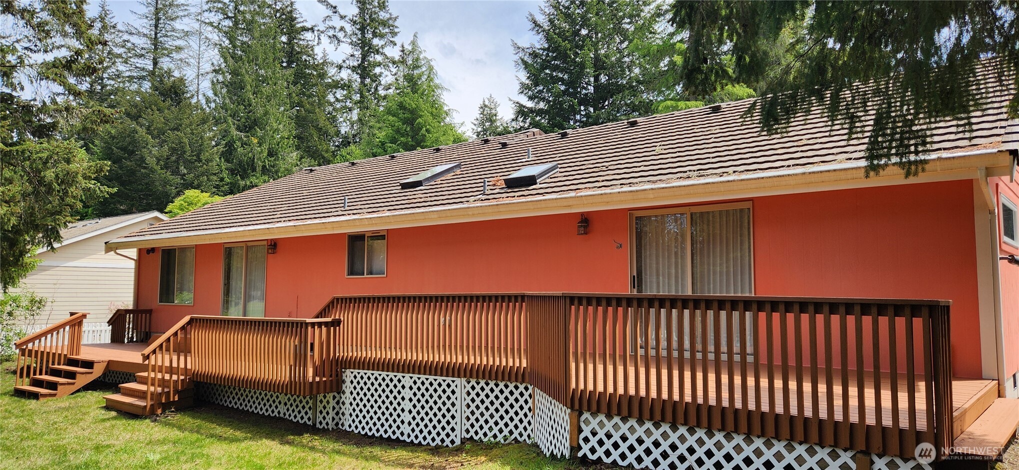 130 E Lakeland Way , Allyn, WA 98524