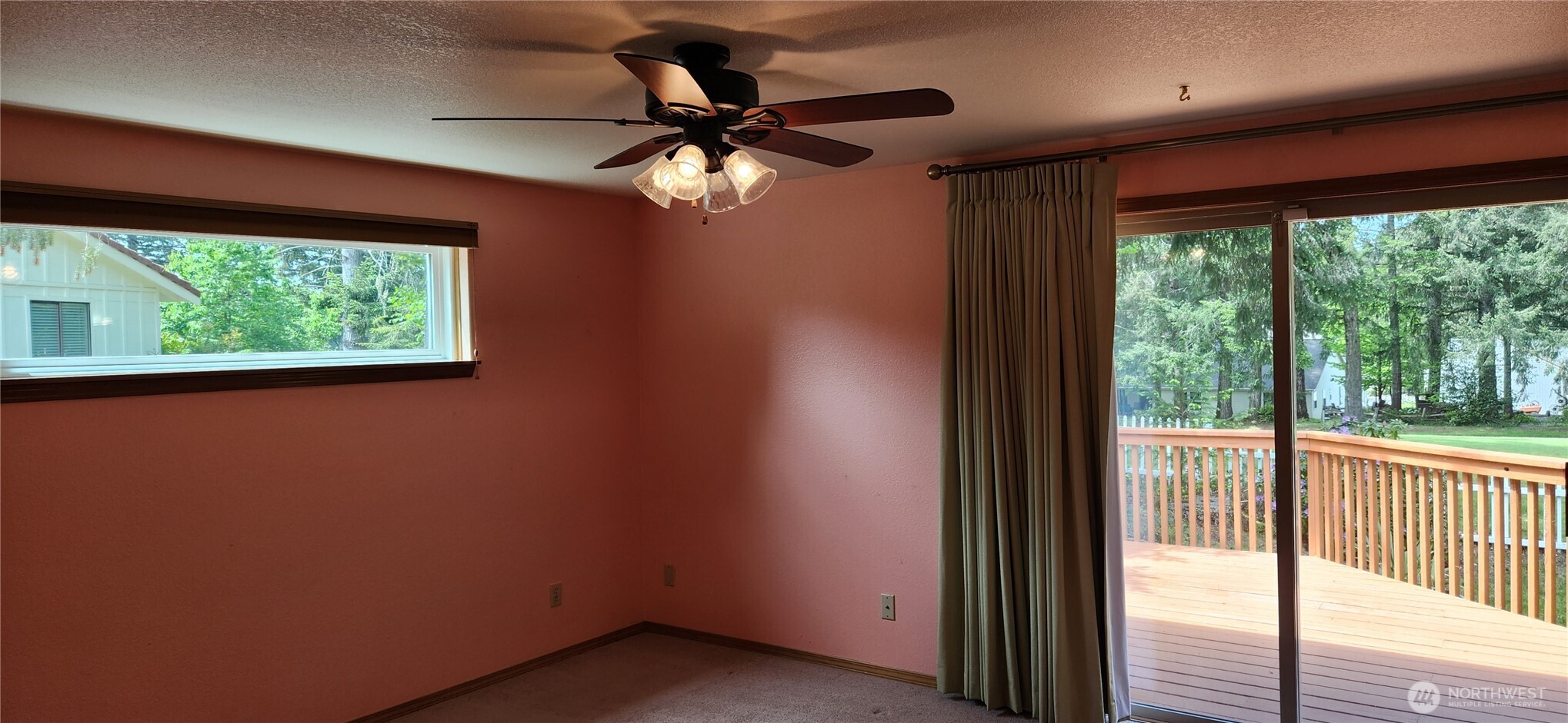 130 E Lakeland Way , Allyn, WA 98524