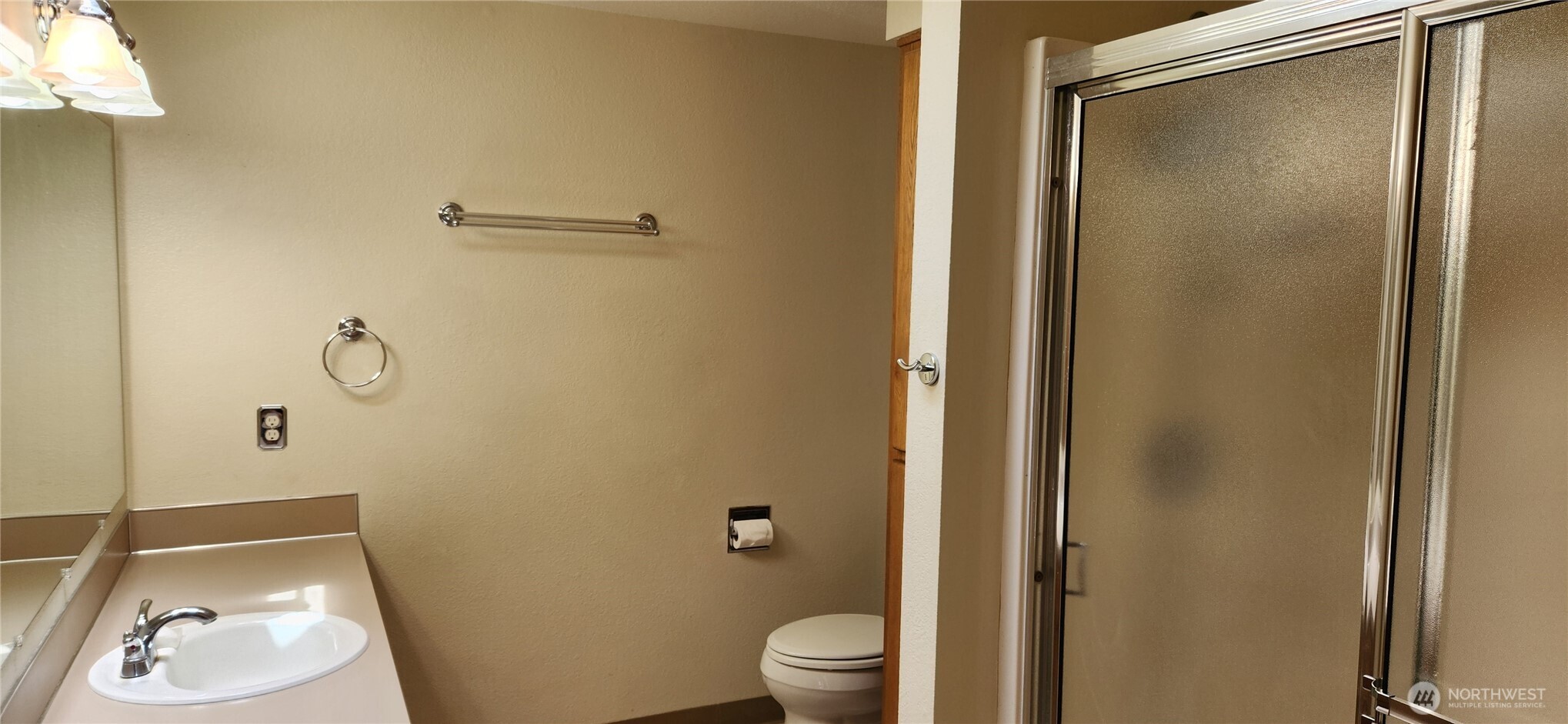 130 E Lakeland Way , Allyn, WA 98524