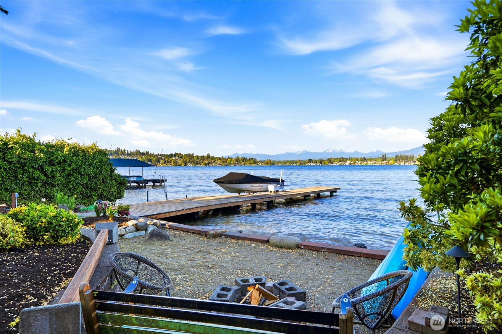 405 N Davies Road , Lake Stevens, WA 98258