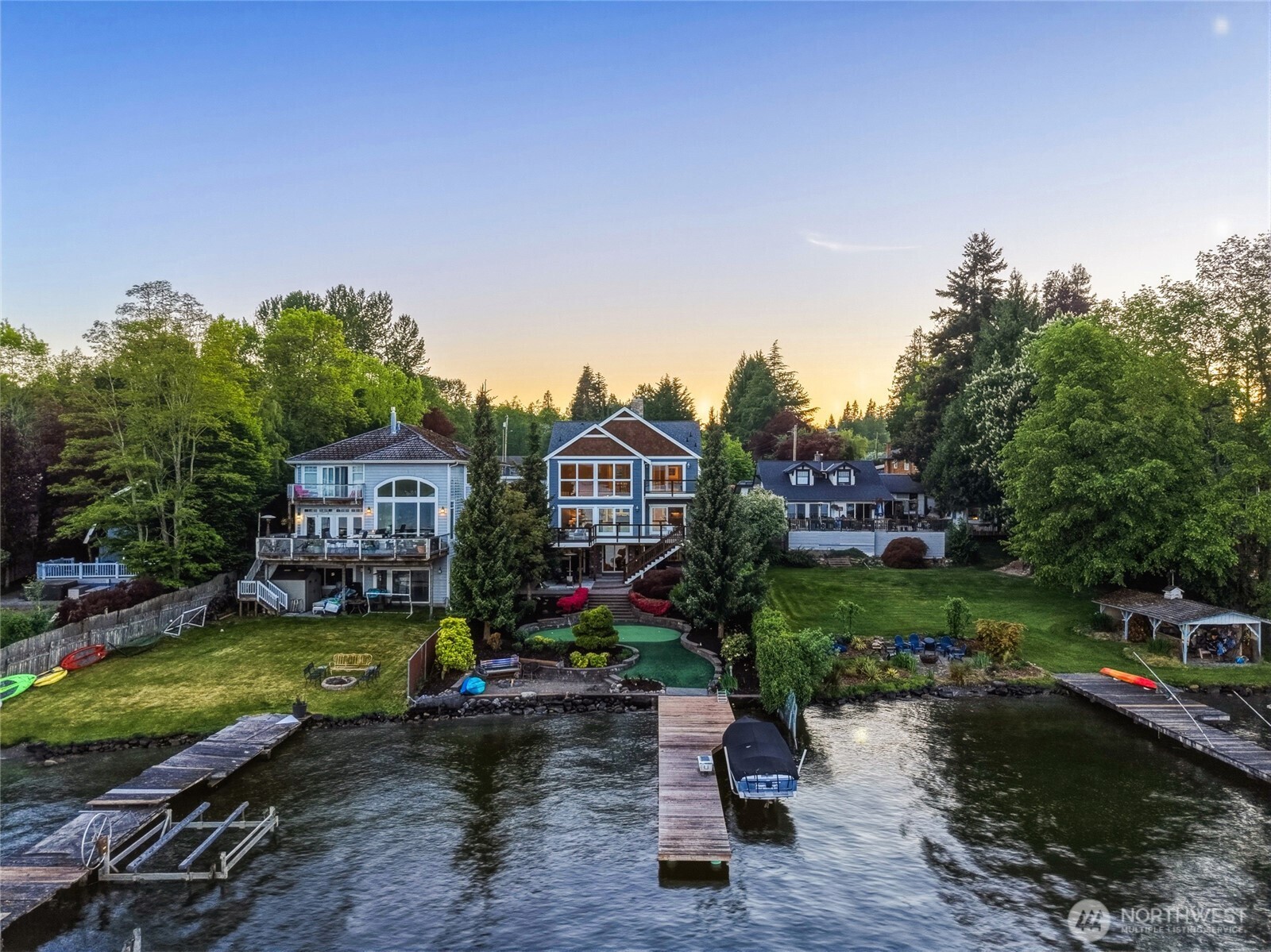 405 N Davies Road , Lake Stevens, WA 98258