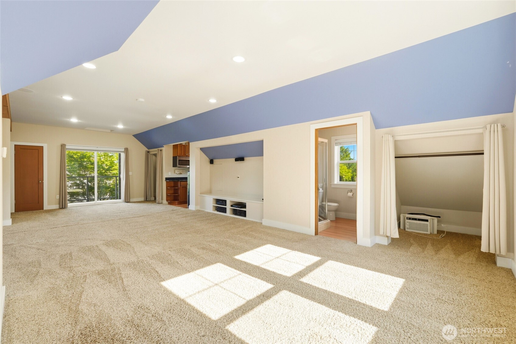 405 N Davies Road , Lake Stevens, WA 98258