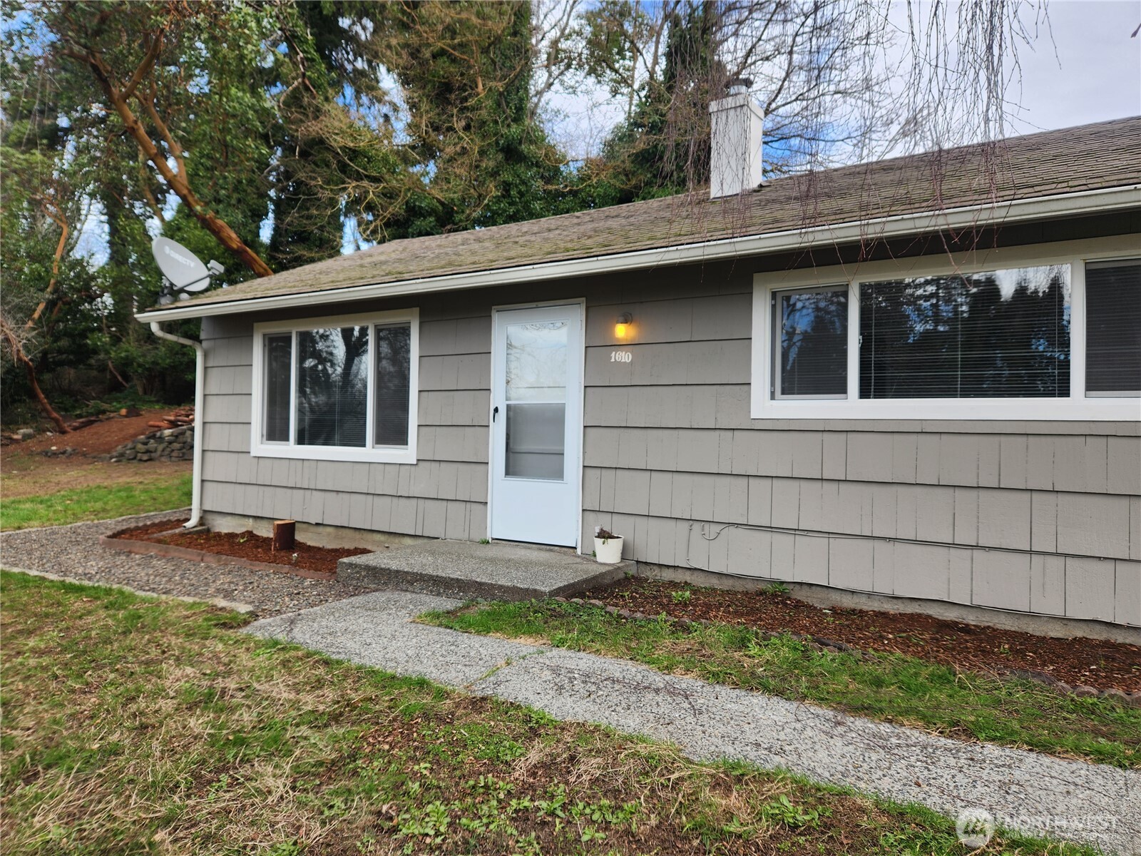 1610 E 31st Street , Bremerton, WA 98310-4709