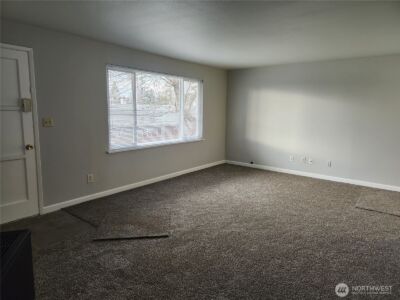 1610 E 31st Street , Bremerton, WA 98310-4709 - Photo 13