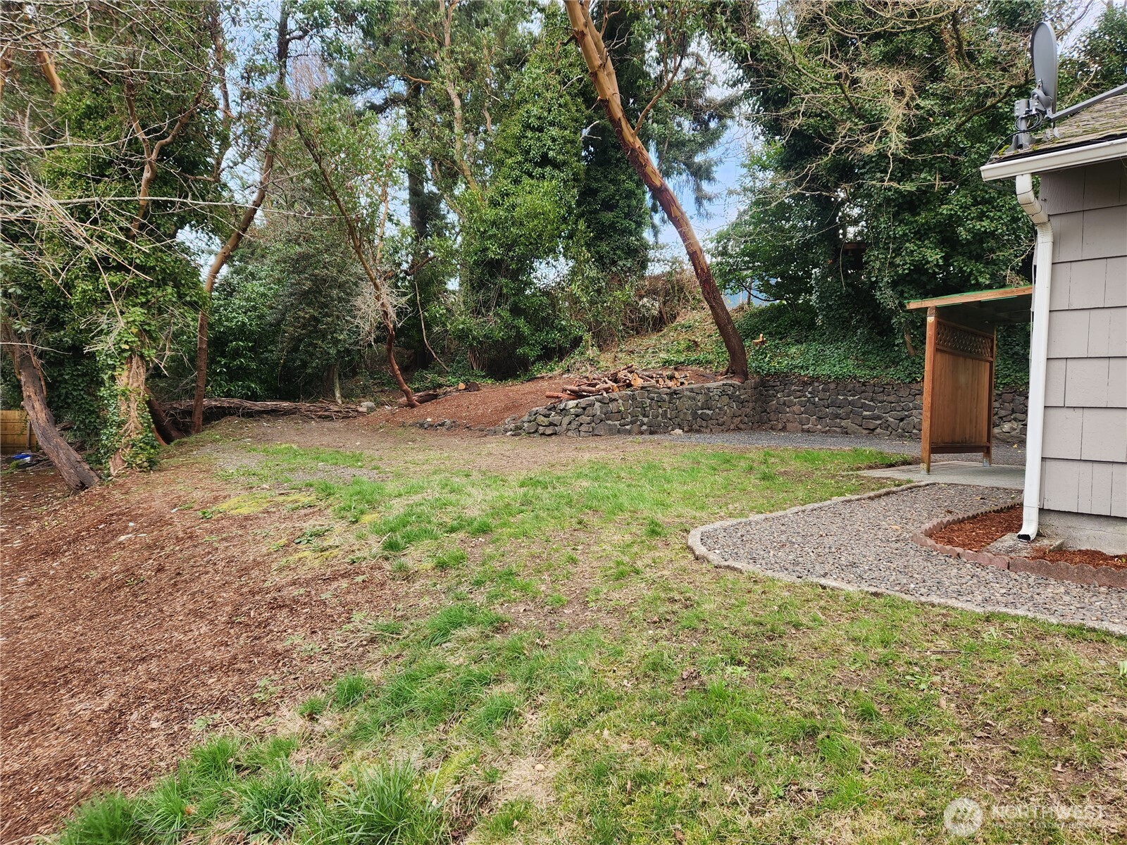 1610 E 31st Street , Bremerton, WA 98310-4709