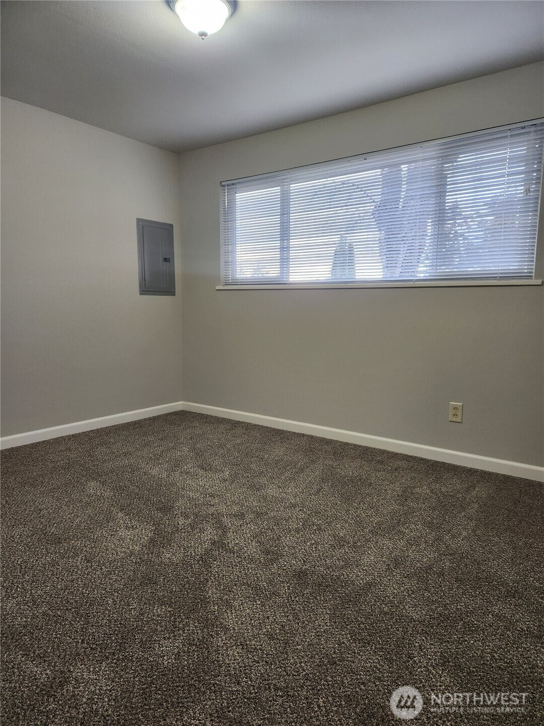 1610 E 31st Street , Bremerton, WA 98310-4709