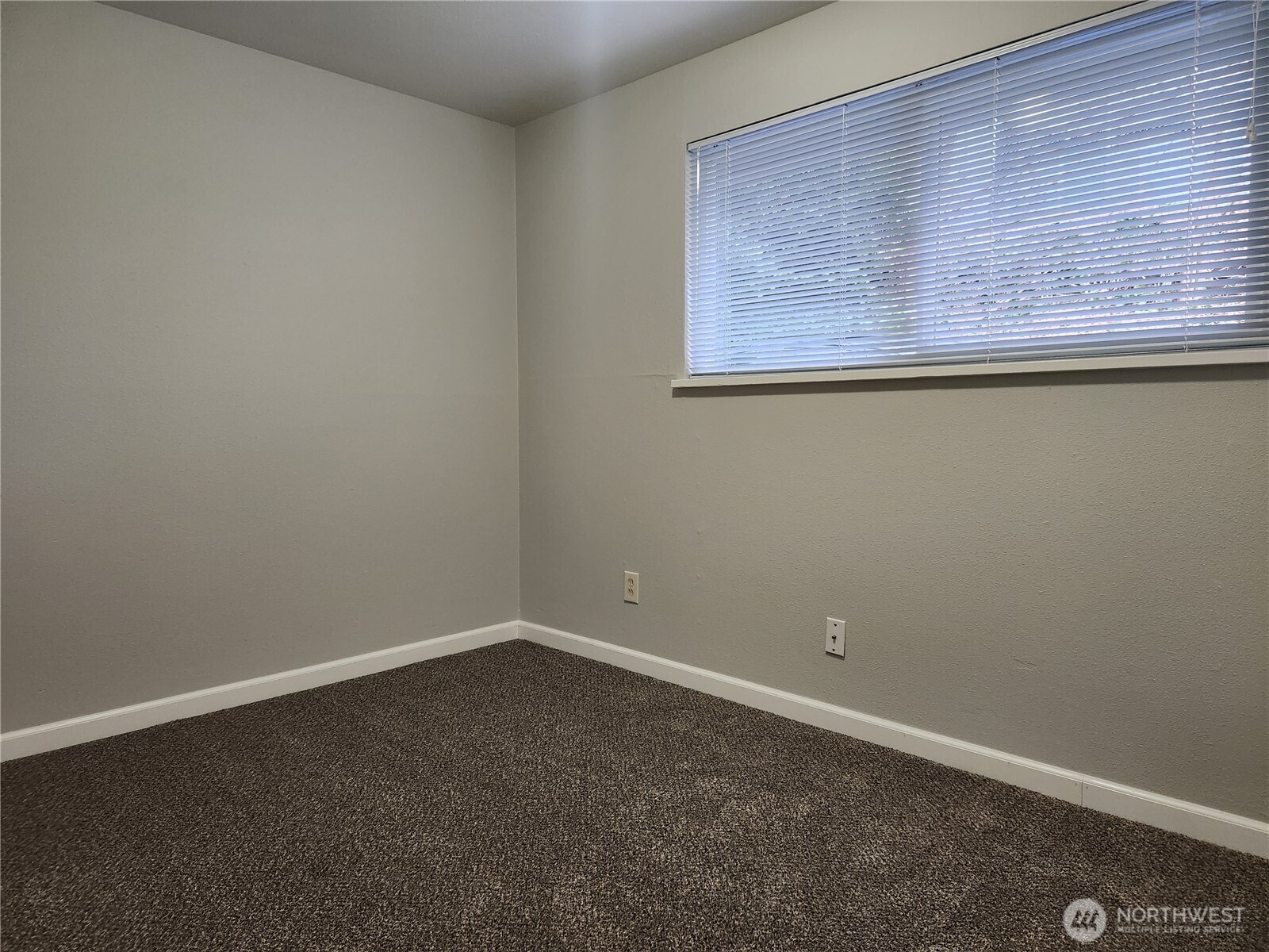 1610 E 31st Street , Bremerton, WA 98310-4709