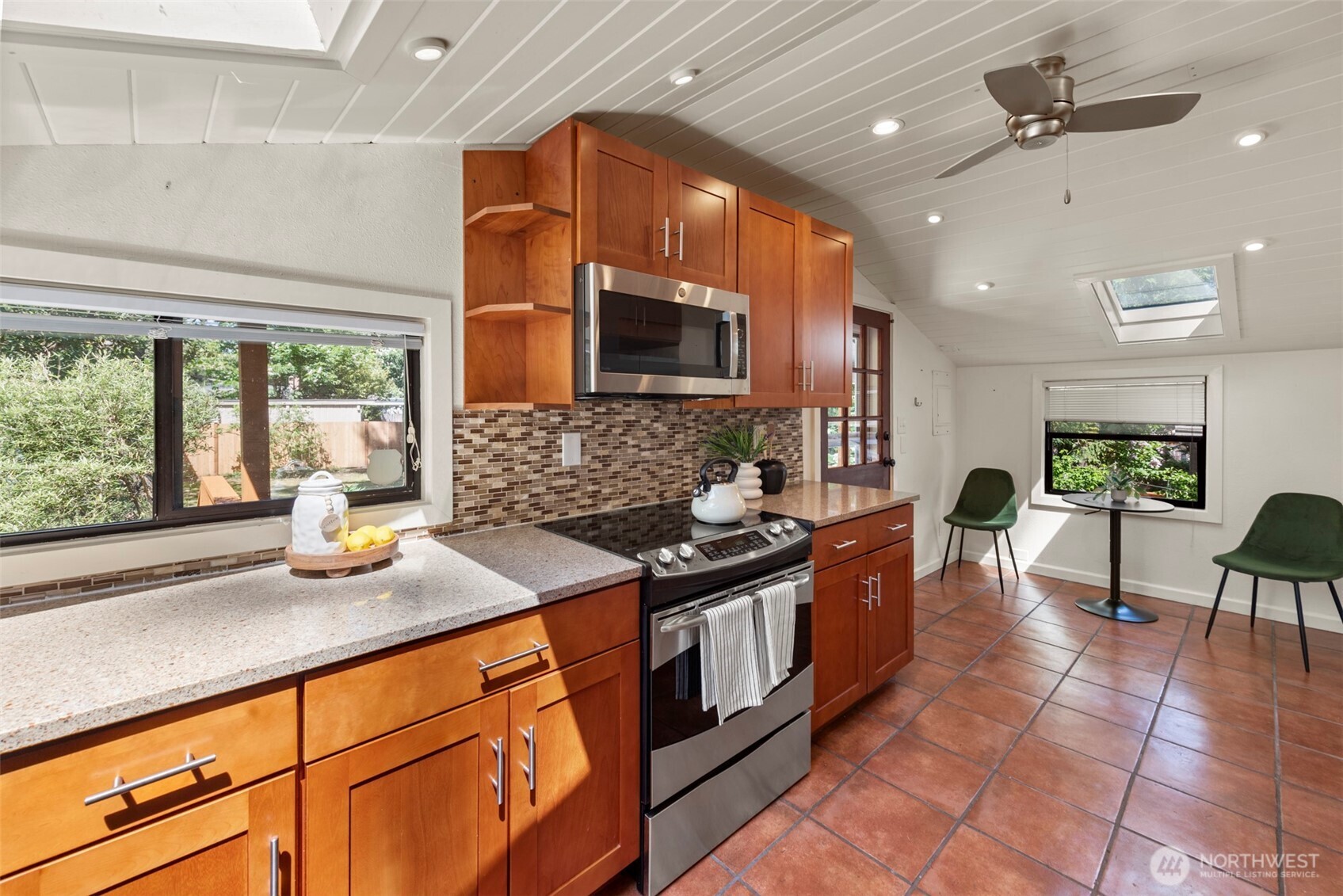 510 N 138th Street , Seattle, WA 98133