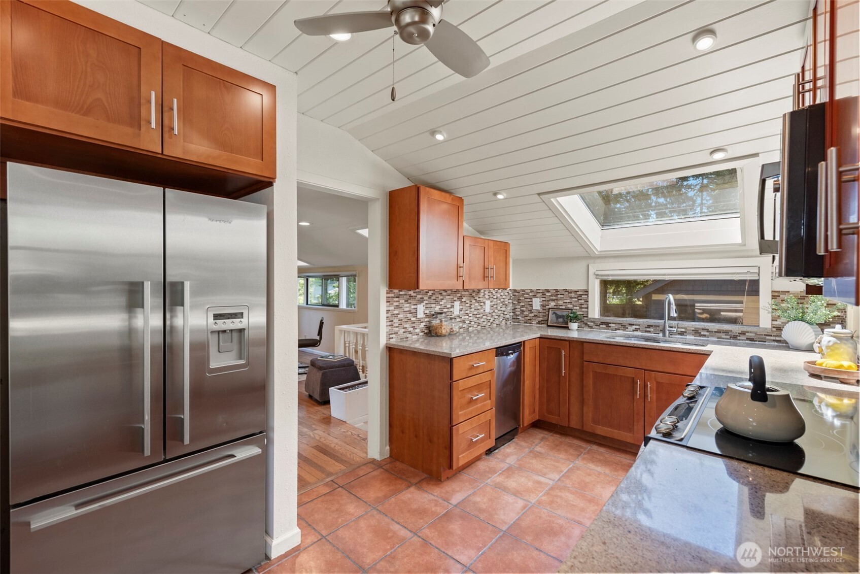 510 N 138th Street , Seattle, WA 98133
