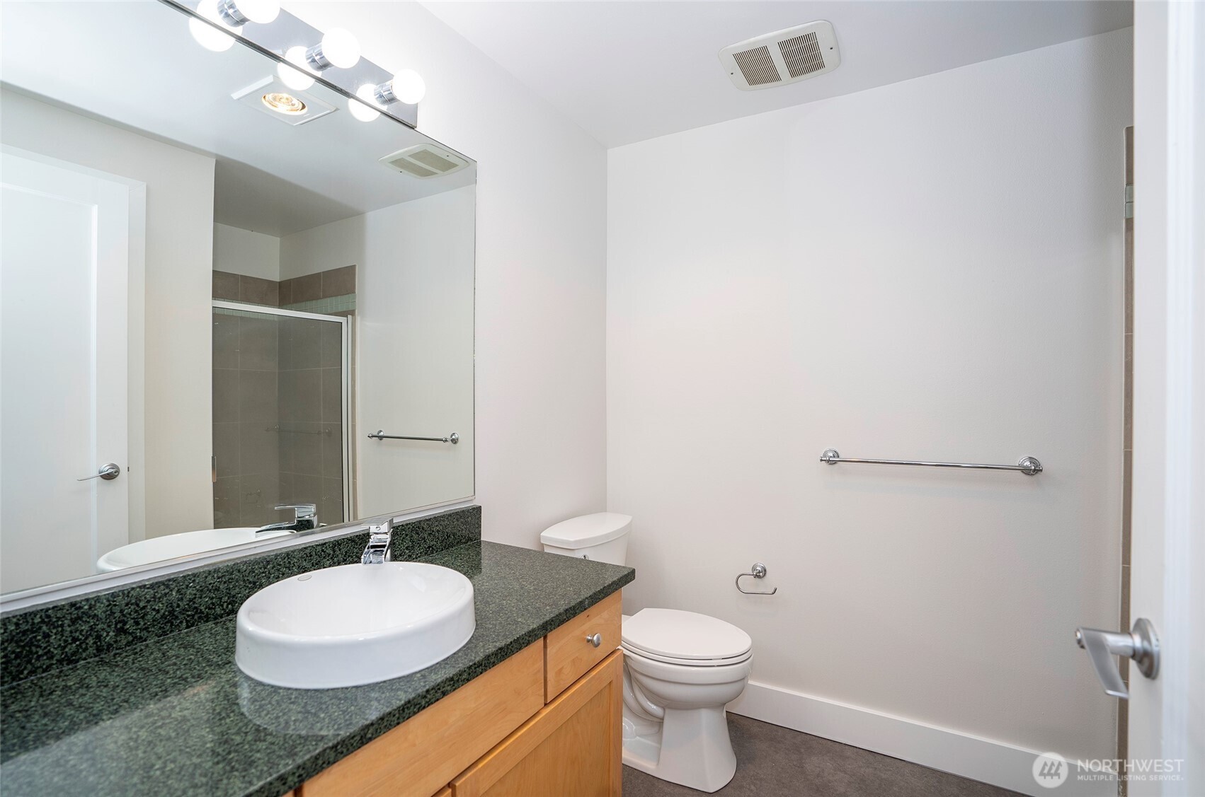 1705 Dock Street #513, Tacoma, WA 98402